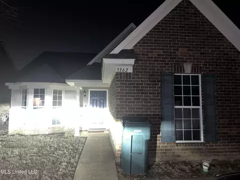 5362 Kristy Lane Ln, Southaven, MS 38671