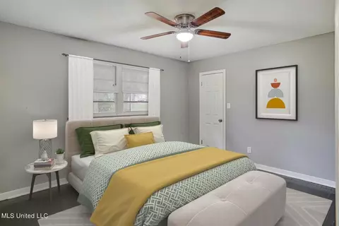 Bedroom - 390 Northside Cir, Jackson, MS 39206 photo 2 of 8