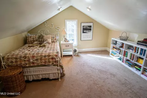 Bedroom - 814 Fairview St, Jackson, MS 39202 photo 5 of 6