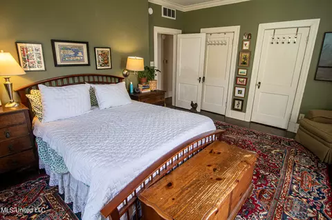 Bedroom - 814 Fairview St, Jackson, MS 39202 photo 4 of 6