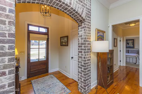 Entry Way - 238 Bellamy Ct, Flowood, MS 39232 photo 1 of 3