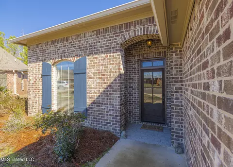Exterior - 238 Bellamy Ct, Flowood, MS 39232 photo 4 of 9