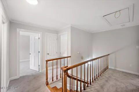 Entry Way - 5460 Briarfield Rd, Jackson, MS 39211 photo 4 of 4