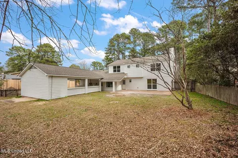 Exterior - 5460 Briarfield Rd, Jackson, MS 39211 photo 4 of 6