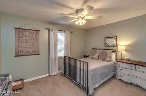 Bedroom - 102 Ditto Cir, Brandon, MS 39042 photo 4 of 7