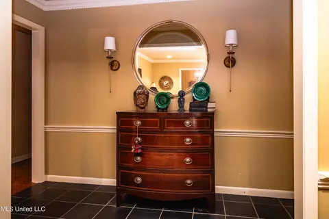 Entry Way - 5315 Suffolk Dr, Jackson, MS 39211 photo 1 of 2