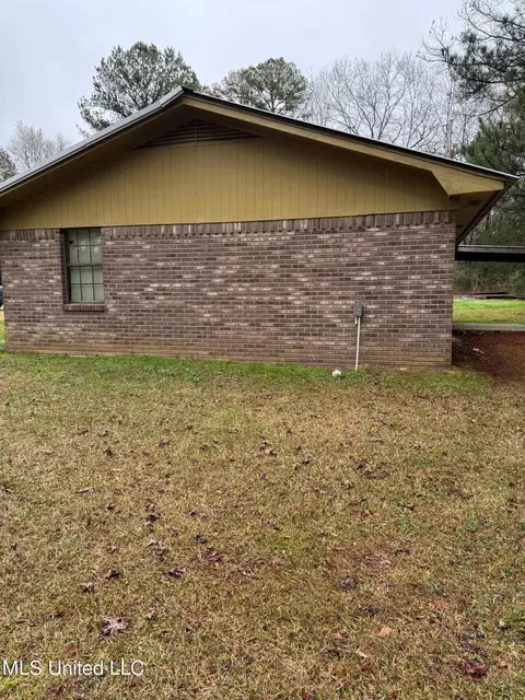 Exterior - 156 Garrett Rd, Florence, MS 39073 photo 4 of 14