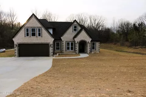188 Petty Dr, Byhalia, MS 38611