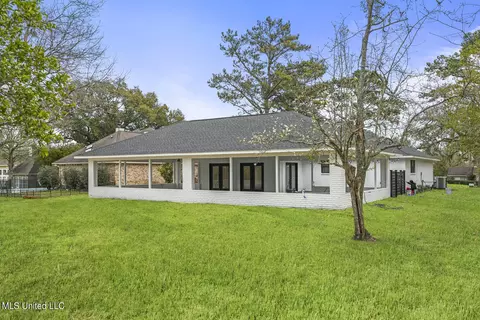 Exterior - 5569 E Diamondhead Dr, Diamondhead, MS 39525 photo 9 of 10