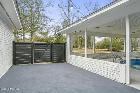 Exterior - 5569 E Diamondhead Dr, Diamondhead, MS 39525 photo 6 of 10