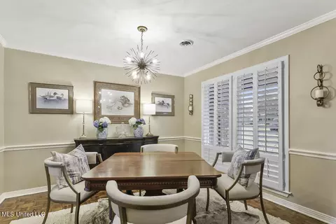 Dining - 4504 E Cheryl Dr, Jackson, MS 39211 photo 1 of 2