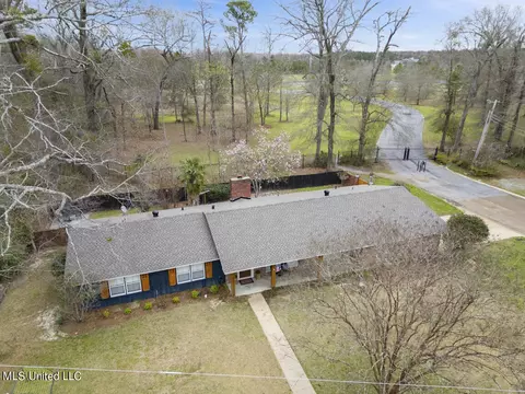 View/Area - 4504 E Cheryl Dr, Jackson, MS 39211 photo 1 of 2