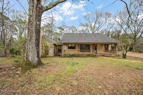12926 Springridge Rd, Terry, MS 39170