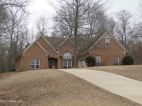 1592 Edgewood Blvd, Hernando, MS 38632