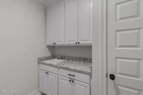 Other - 807 Trawler Cir, Brandon, MS 39047 photo 8 of 12