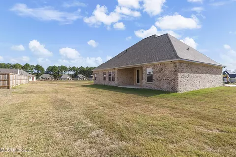 Exterior - 807 Trawler Cir, Brandon, MS 39047 photo 8 of 10