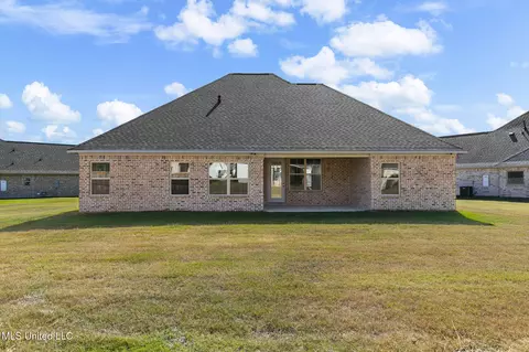 Exterior - 807 Trawler Cir, Brandon, MS 39047 photo 9 of 10