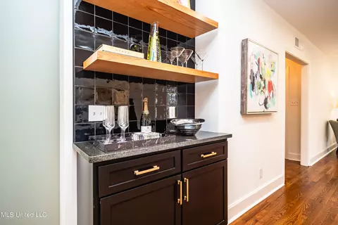 Kitchen - 4348 Childress Dr, Jackson, MS 39206 photo 4 of 4