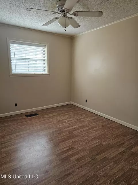 Other - 7922 Crescent Cir, Olive Branch, MS 38654 photo 9 of 12