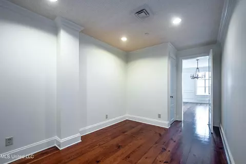 Other - 1200 Meadowbrook Rd #18, Jackson, MS 39206 photo 5 of 14