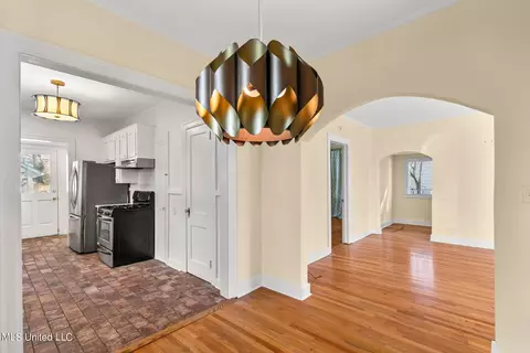 Kitchen - 1722 Linden Pl, Jackson, MS 39202 photo 2 of 6
