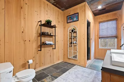 Entry Way - 2404 Highway 301, Hernando, MS 38632 photo 6 of 6