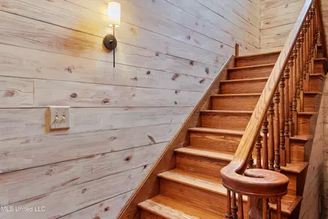 Entry Way - 2404 Highway 301, Hernando, MS 38632 photo 5 of 6