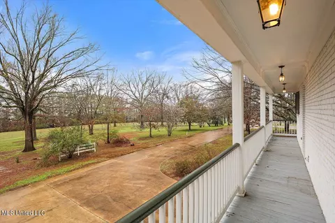 Exterior - 1480 Pinehaven Dr, Clinton, MS 39056 photo 19 of 57
