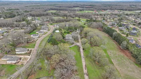 View/Area - 1480 Pinehaven Dr, Clinton, MS 39056 photo 8 of 19