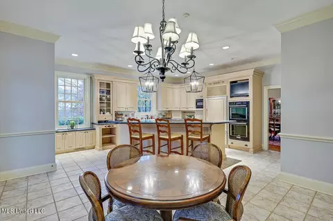 Dining - 1480 Pinehaven Dr, Clinton, MS 39056 photo 6 of 7
