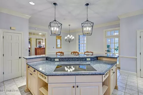 Kitchen - 1480 Pinehaven Dr, Clinton, MS 39056 photo 6 of 13