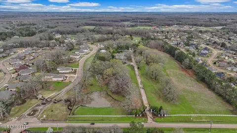View/Area - 1480 Pinehaven Dr, Clinton, MS 39056 photo 11 of 19