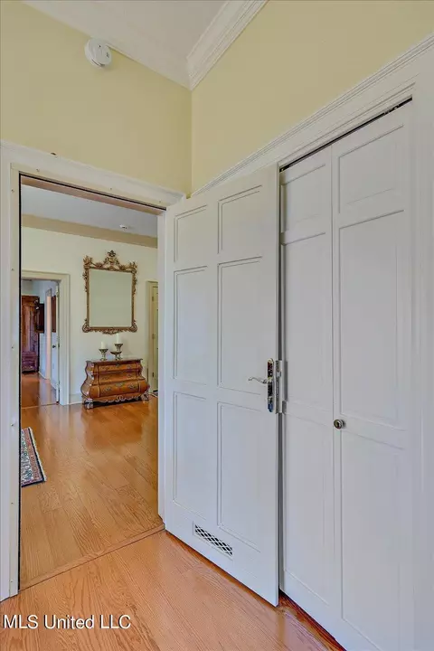 Bedroom - 1480 Pinehaven Dr, Clinton, MS 39056 photo 6 of 13