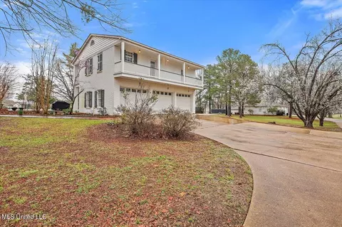 Exterior - 1480 Pinehaven Dr, Clinton, MS 39056 photo 32 of 57