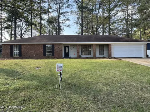 149 Fern Valley Rd, Brandon, MS 39042