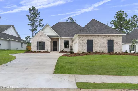 117 Lakecrest Dr, Madison, MS 39110