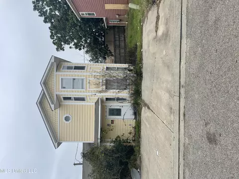 5 Grand Lido, Gulfport, MS 39507