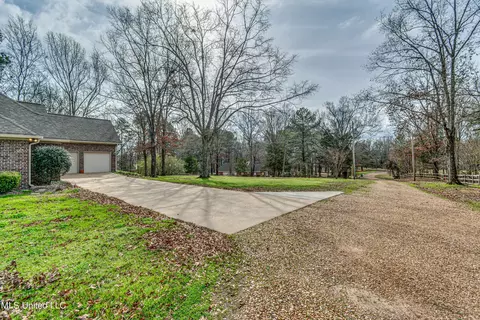 Exterior - 210 Crescent H Dr, Terry, MS 39170 photo 9 of 15