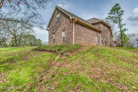 Exterior - 210 Crescent H Dr, Terry, MS 39170 photo 11 of 15