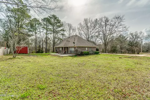 Exterior - 210 Crescent H Dr, Terry, MS 39170 photo 10 of 15