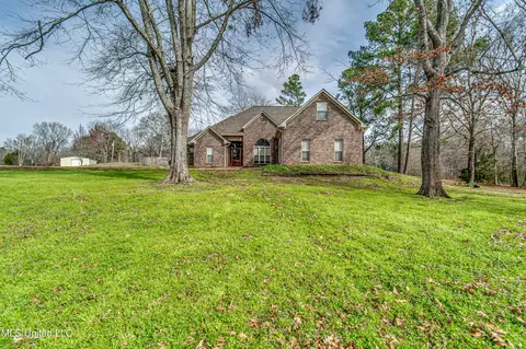 Exterior - 210 Crescent H Dr, Terry, MS 39170 photo 2 of 15