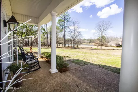 Exterior - 111 Oak View Dr, Terry, MS 39170 photo 3 of 7