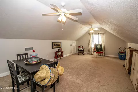 Bedroom - 111 Oak View Dr, Terry, MS 39170 photo 5 of 8