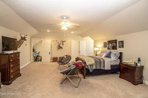 Bedroom - 111 Oak View Dr, Terry, MS 39170 photo 8 of 8