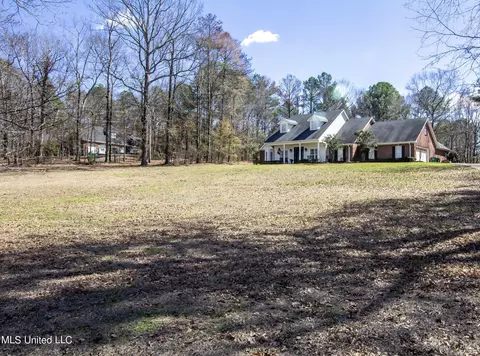 Exterior - 111 Oak View Dr, Terry, MS 39170 photo 2 of 7
