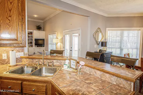 Kitchen - 111 Oak View Dr, Terry, MS 39170 photo 5 of 5
