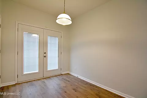 Entry Way - 7290 Red Maple Dr, Olive Branch, MS 38654 photo 1 of 1