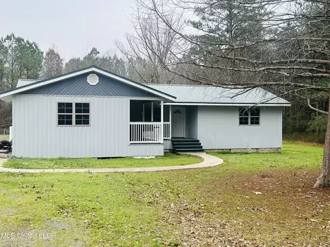 Exterior - 116 Gus Phillips Rd, Mendenhall, MS 39114 photo 2 of 6