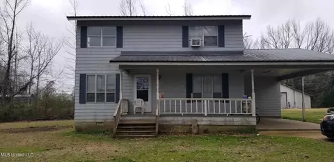 10032 Dentville Rd, Utica, MS 39175