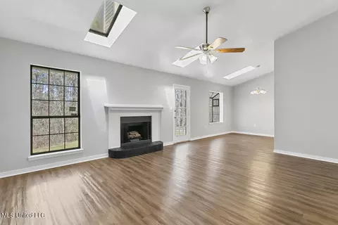 15 Misty Cv, Jackson, MS 39212 photo 2
